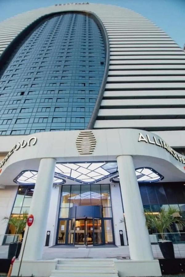 Alliance Palace Sea View Apartment Батуми Экстерьер фото